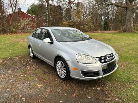 2005 Volkswagen Jetta for sale at Choice Motor Car in Plainville CT