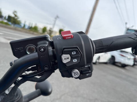 2024 Honda CMX1100 D