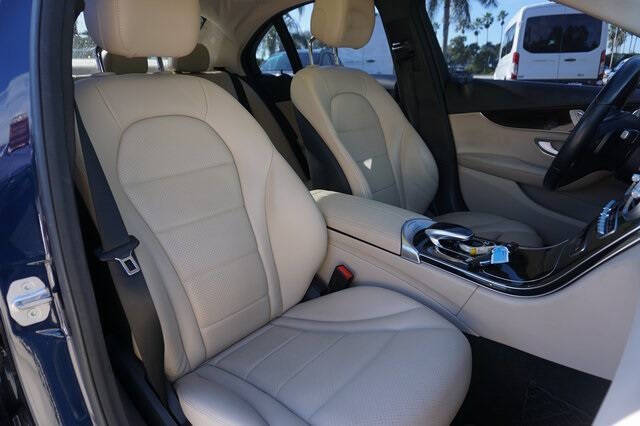 2016 Mercedes-Benz C-Class