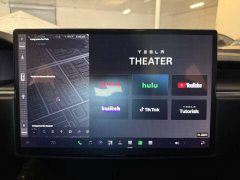 2022 Tesla Model S Plaid