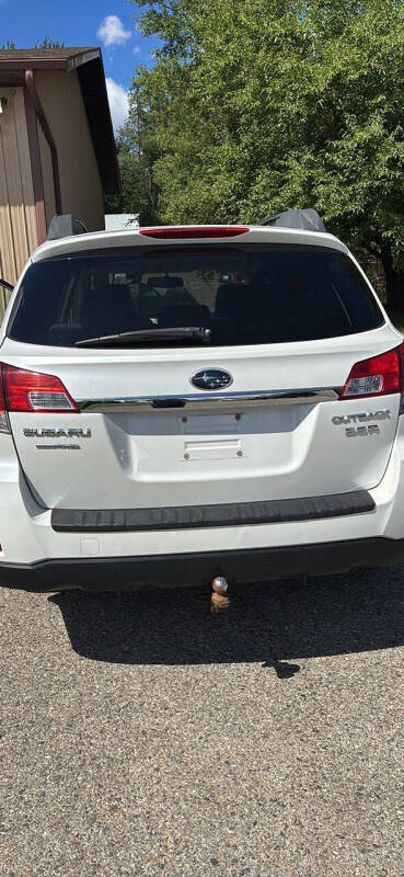 2010 Subaru Outback 3.6R Limited