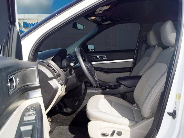 Used 2019 Ford Explorer XLT with VIN 1FM5K7D86KGA68902 for sale in Pearl, MS