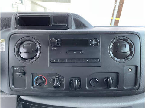 2014 Ford E-Series E-150