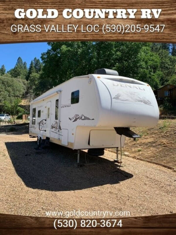 2008 Dutchmen DENALI 31SB for sale at Gold Country RV in Auburn CA