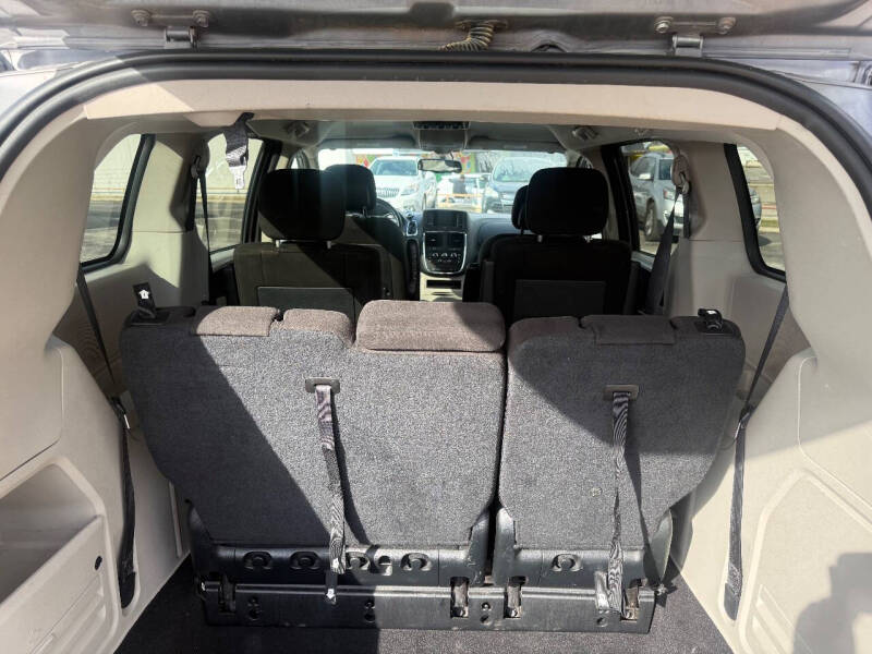 2016 Dodge Grand Caravan American Value Package