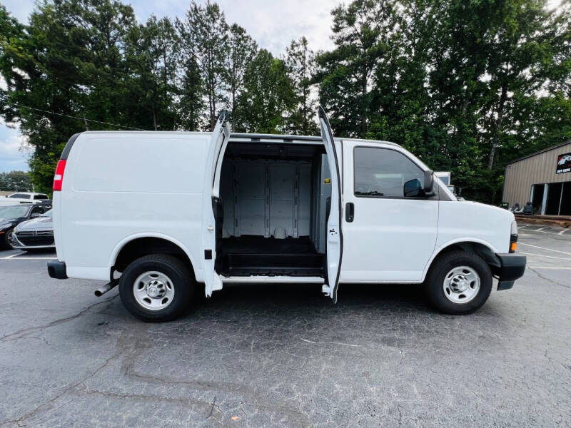 2021 Chevrolet Express 2500