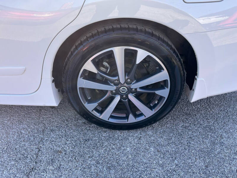 2017 Nissan Altima 2.5 SR