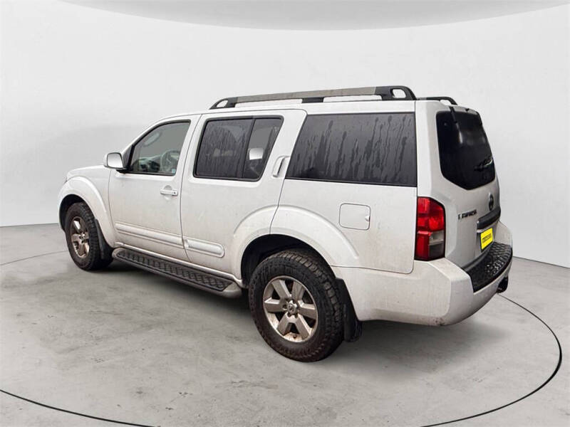 2012 Nissan Pathfinder SV