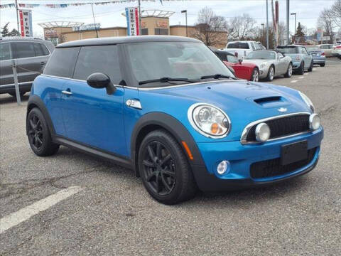 2008 MINI Cooper for sale at Sunrise Used Cars INC in Lindenhurst NY