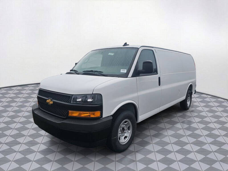 2025 Chevrolet Express 2500