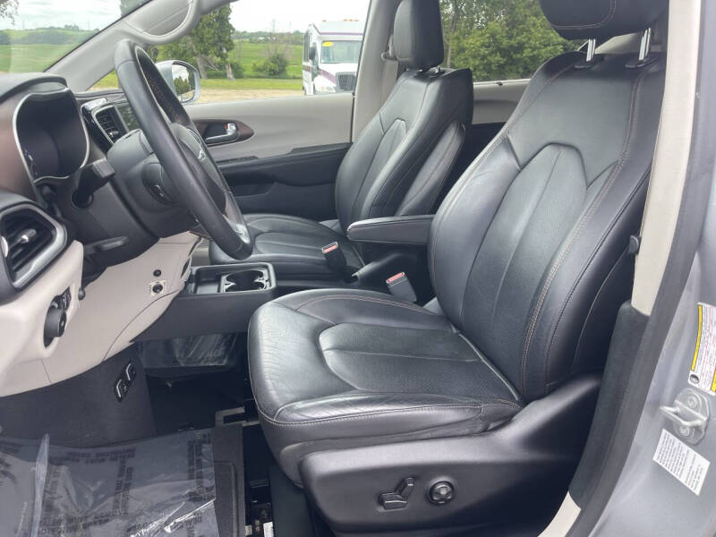 2018 Chrysler Pacifica Touring L