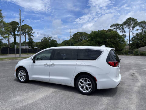 2017 Chrysler Pacifica Touring Plus