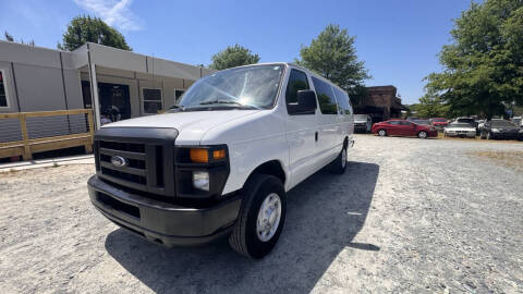 2011 Ford E-Series E-350 SD XLT