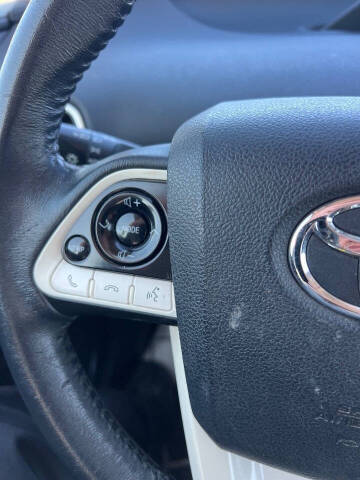 2017 Toyota Prius Three