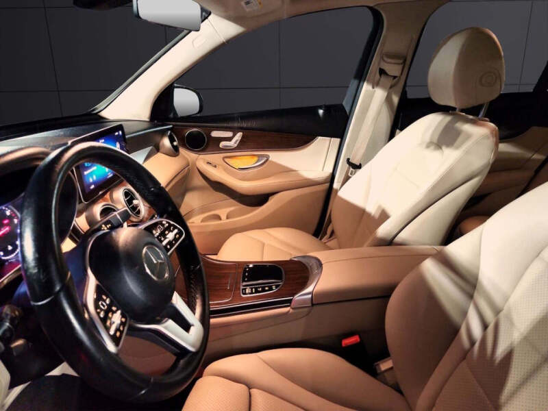 2021 Mercedes-Benz GLC GLC 300