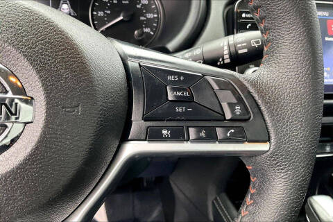 2021 Nissan Kicks SR