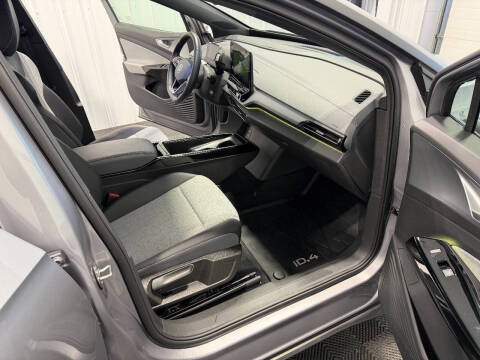 2023 Volkswagen ID.4 Pro