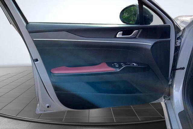 2023 Kia K5