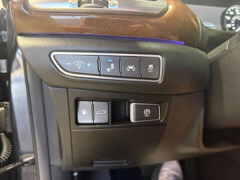 2019 Genesis G90