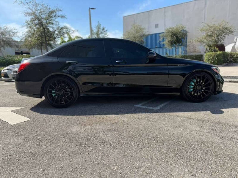 2019 Mercedes-Benz C-Class C 300