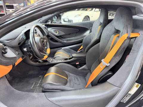 2017 McLaren 570S