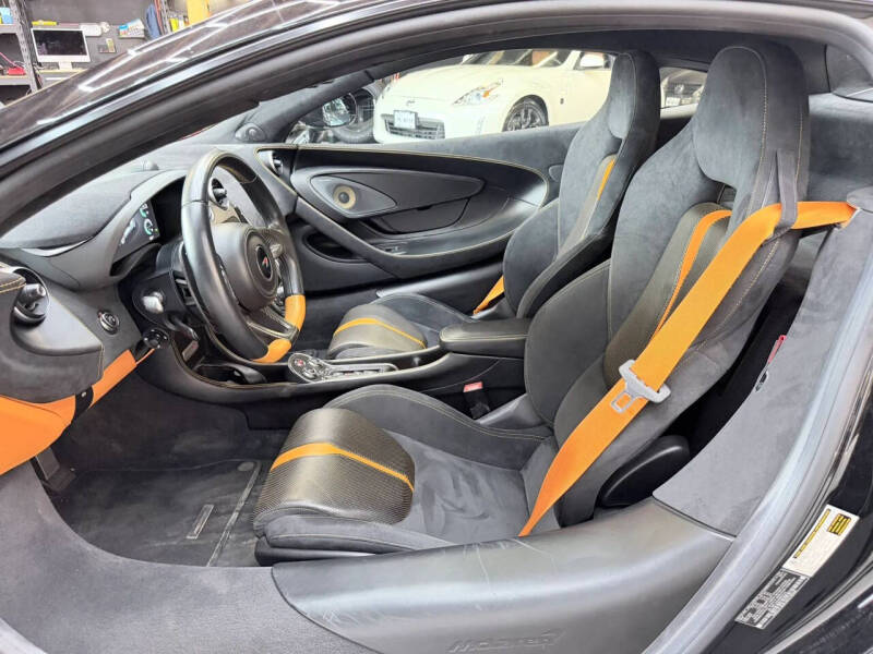2017 McLaren 570S