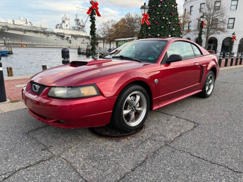 2004 Ford Mustang GT Deluxe