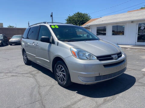2005 Toyota Sienna