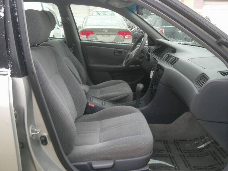 2001 Toyota Camry LE