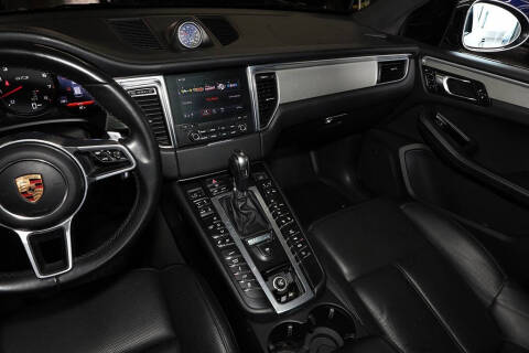 2017 Porsche Macan GTS