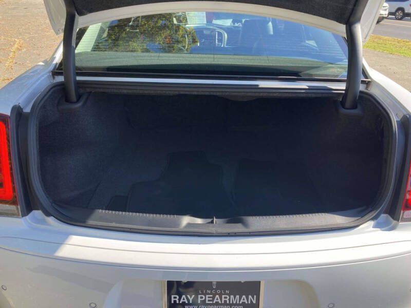 2023 Chrysler 300 Touring L