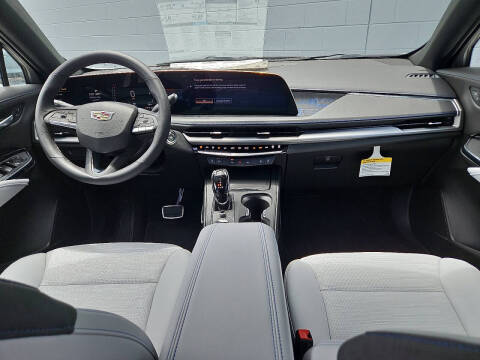 2025 Cadillac XT4 Sport