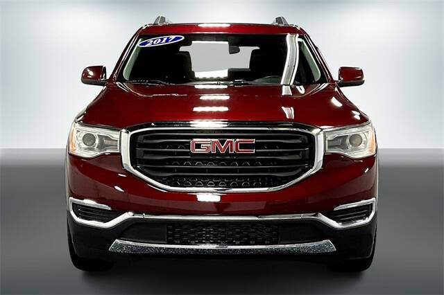 2017 GMC Acadia SLE-2