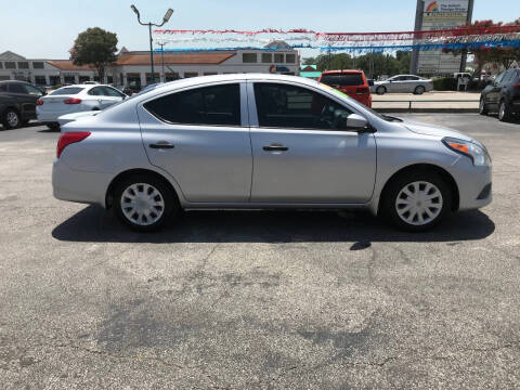 2019 Nissan Versa S Plus