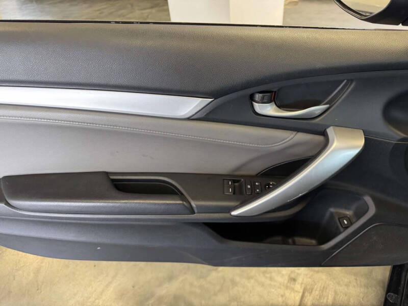 2017 Honda Civic Touring
