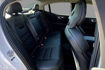 2024 Volvo S60 B5 Core Dark Theme