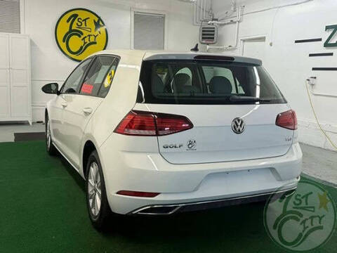 2018 Volkswagen Golf TSI S