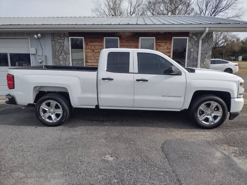 2018 Chevrolet Silverado 1500 Custom