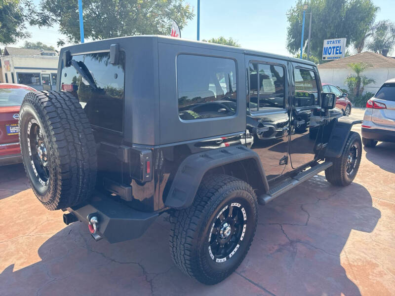 2009 Jeep Wrangler Unlimited Rubicon photo 3