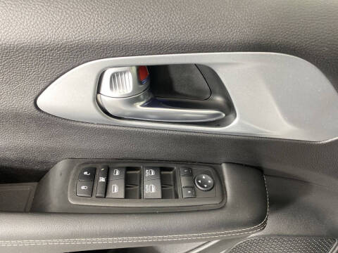 2024 Chrysler Pacifica Touring