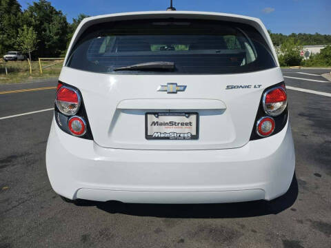 2016 Chevrolet Sonic LT Auto
