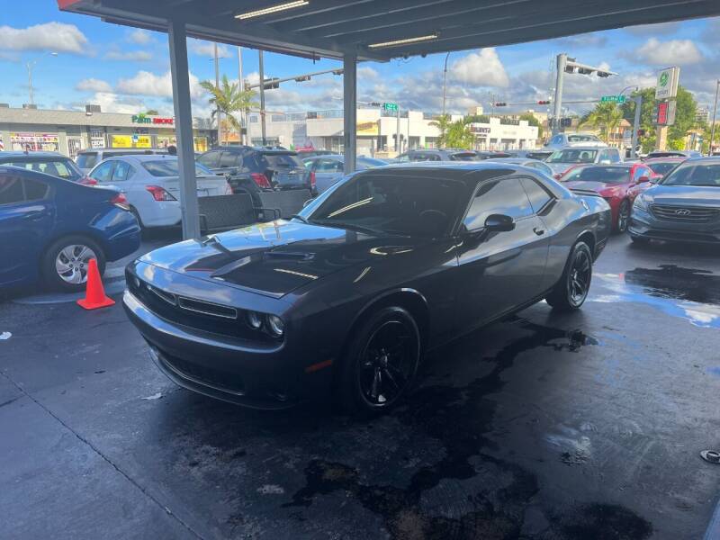 2018 Dodge Challenger for sale at American Auto Sales in Hialeah FL