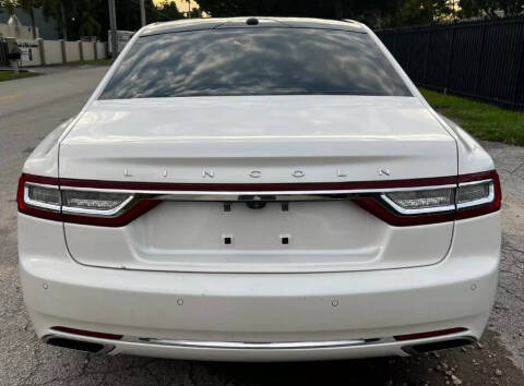 2017 Lincoln Continental Select