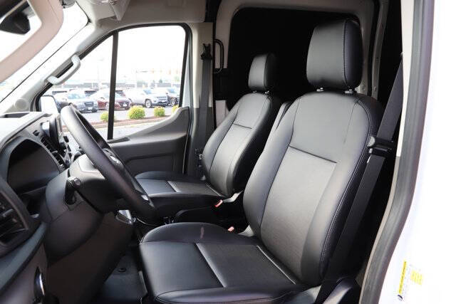 2025 Ford Transit 350