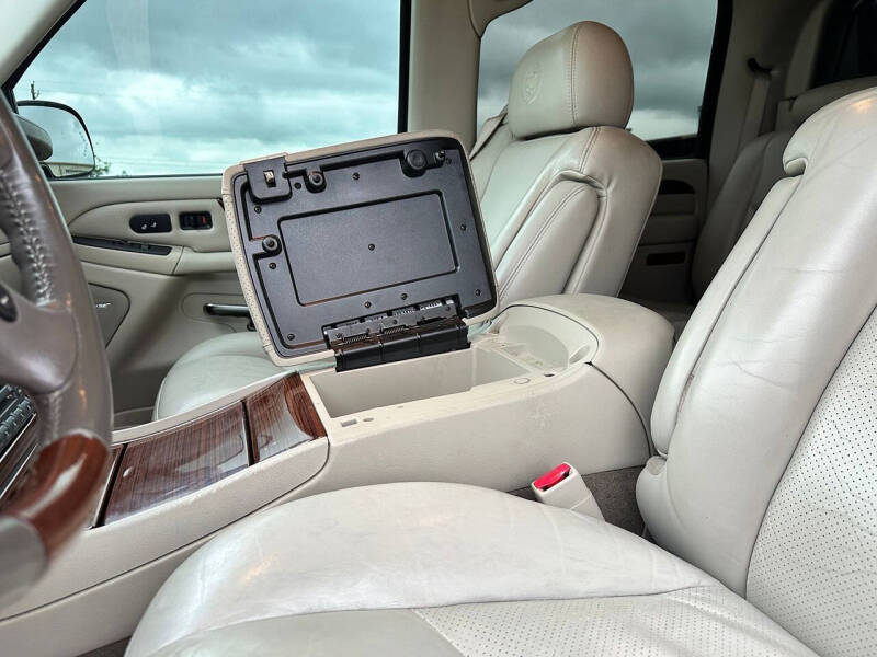 2004 Cadillac Escalade EXT