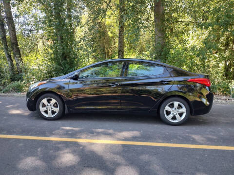 2013 Hyundai Elantra for sale at M AND S CAR SALES LLC in Independence OR