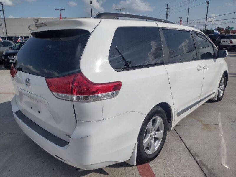 2013 Toyota Sienna