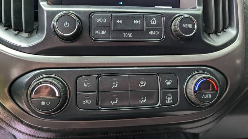 2017 GMC Canyon SLE