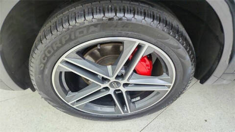 2024 Audi Q5 e quattro S line Prestg 55 TFSI