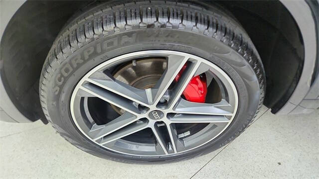 2024 Audi Q5 e quattro S line Prestg 55 TFSI